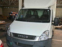 Iveco daily lichte vrachtwagen met laadklep - afbeelding 10 van  17