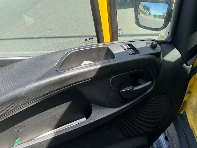 Iveco daily takelwagen - afbeelding 11 van  26