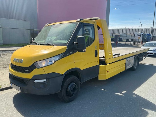 Iveco daily takelwagen - afbeelding 1 van  26