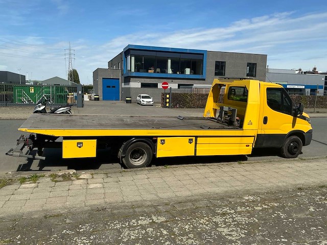 Iveco daily takelwagen - afbeelding 22 van  26