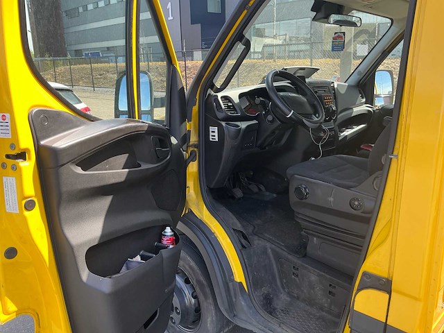 Iveco daily takelwagen - afbeelding 9 van  17