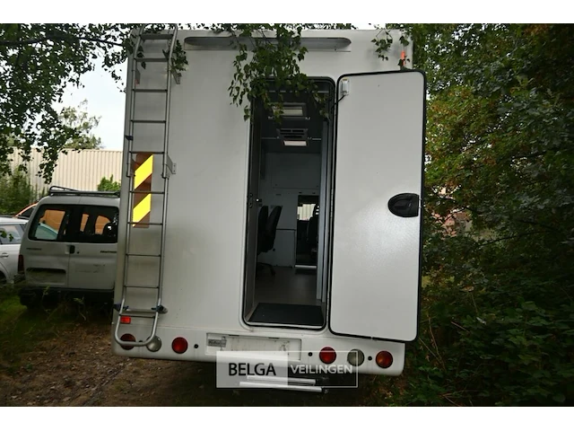 Iveco daily vrachtwagen / bureelwagen - afbeelding 11 van  23