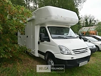 Iveco daily vrachtwagen / bureelwagen