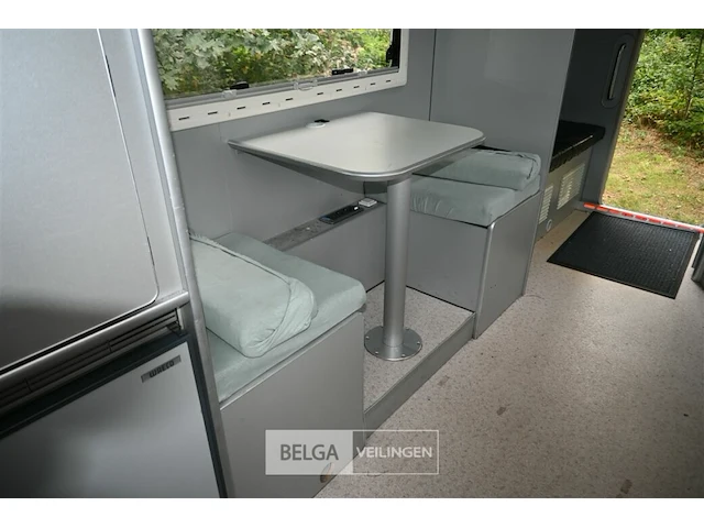Iveco daily vrachtwagen / bureelwagen - afbeelding 15 van  23
