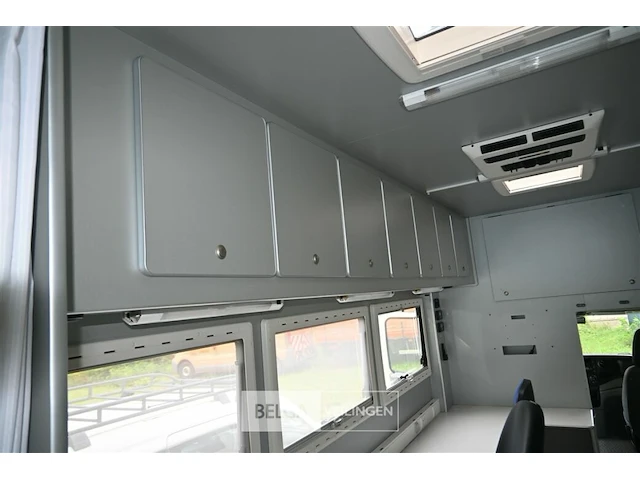 Iveco daily vrachtwagen / bureelwagen - afbeelding 17 van  23