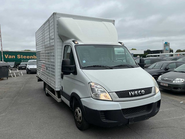 Iveco daily vrachtwagen - afbeelding 6 van  12