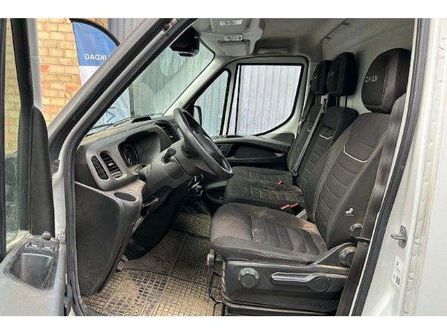 Iveco daily - afbeelding 23 van  39