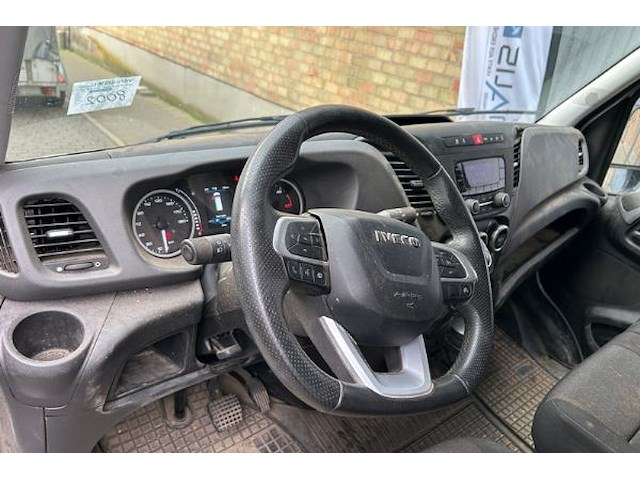 Iveco daily - afbeelding 34 van  39