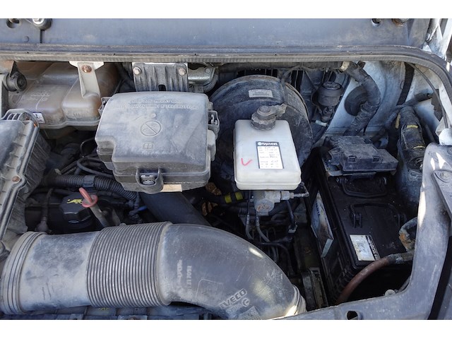 Iveco daily - afbeelding 17 van  24