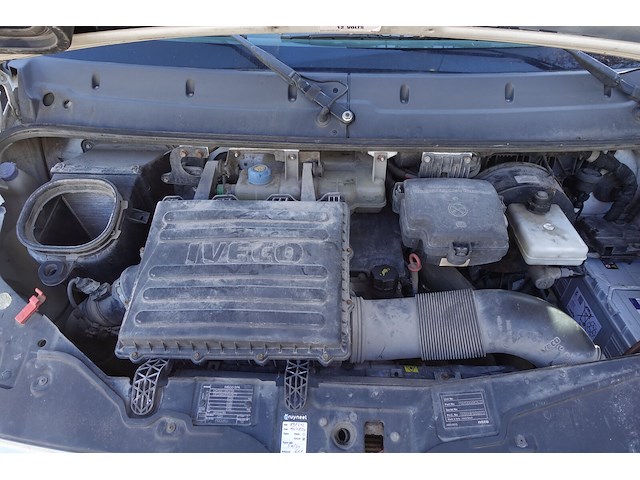 Iveco daily - afbeelding 16 van  23