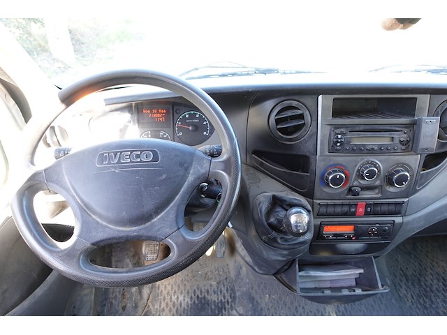 Iveco daily - afbeelding 21 van  23