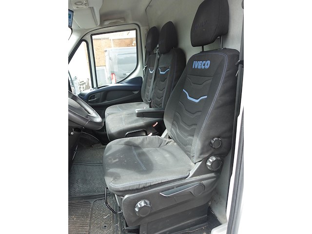 Iveco daily - afbeelding 8 van  19