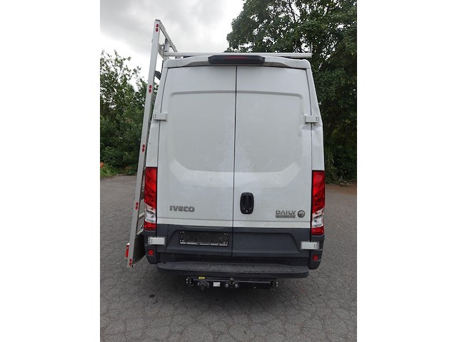 Iveco daily - afbeelding 16 van  19