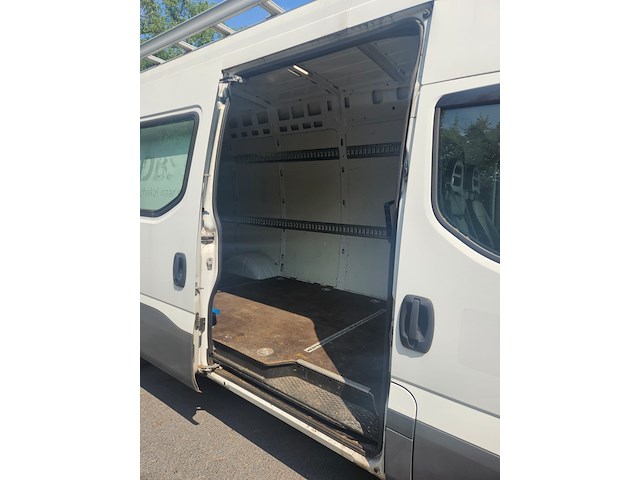 Iveco daily - afbeelding 3 van  16