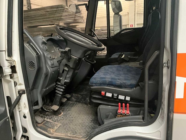 Iveco eurocargo - ml130e25d - truck - 2010 - afbeelding 24 van  47