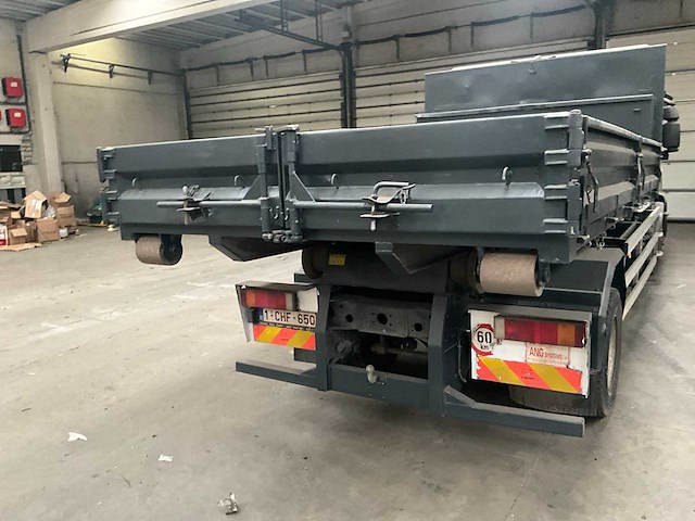 Iveco eurocargo - ml130e25d - truck - 2010 - afbeelding 5 van  47