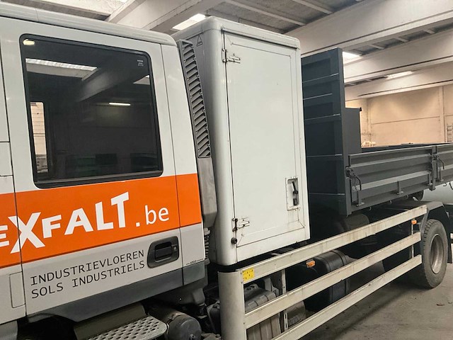 Iveco eurocargo - ml130e25d - truck - 2010 - afbeelding 9 van  47