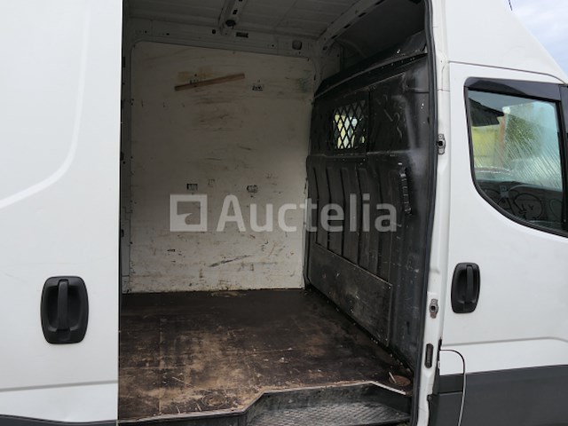 Iveco iveco 35s 16 bus (vin: zcfc135b305242895) - afbeelding 6 van  37