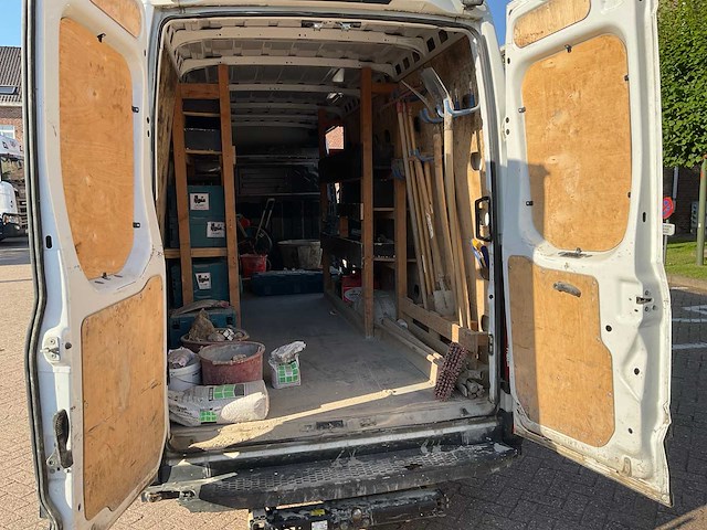Iveco l4 35c18 bedrijfswagen - afbeelding 31 van  43