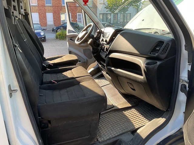 Iveco l4 35c18 bedrijfswagen - afbeelding 15 van  34