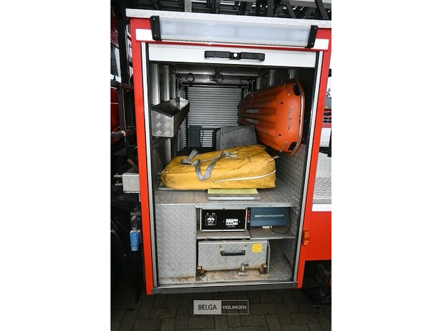 Iveco ladderwagen - afbeelding 31 van  35