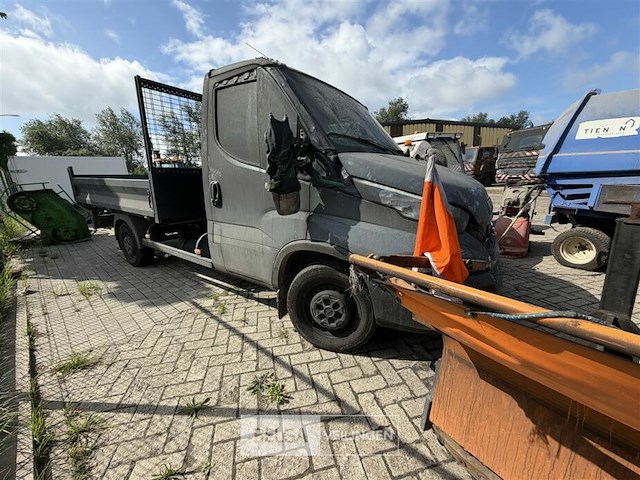 Iveco lichte vracht – brand-, rook- en/of waterschade - afbeelding 4 van  30