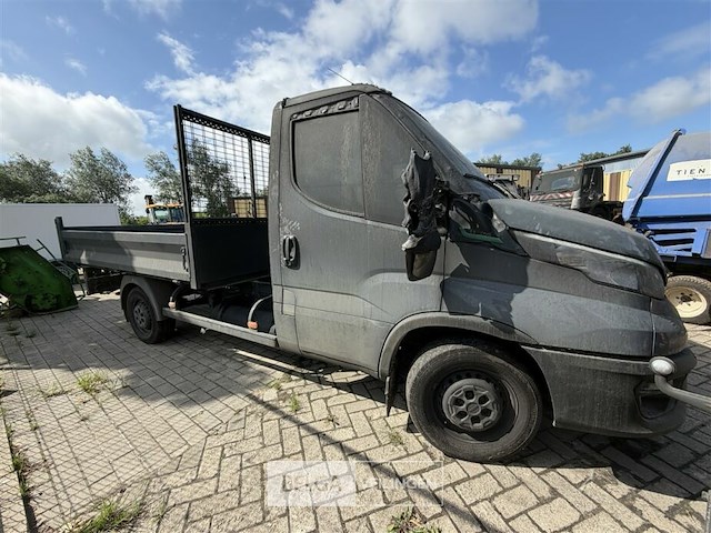 Iveco lichte vracht – brand-, rook- en/of waterschade - afbeelding 15 van  30
