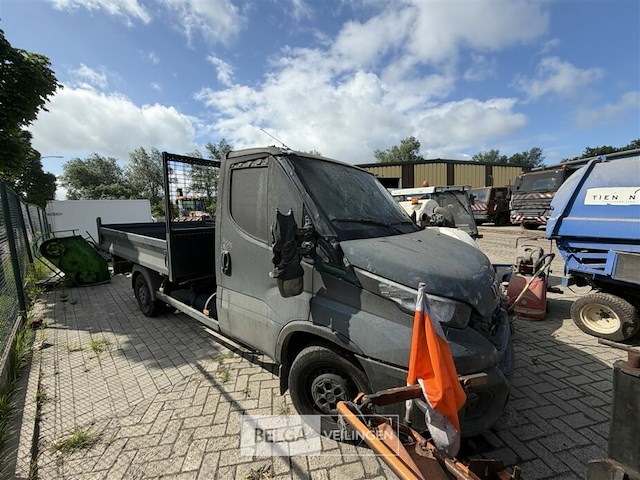 Iveco lichte vracht – brand-, rook- en/of waterschade - afbeelding 12 van  30