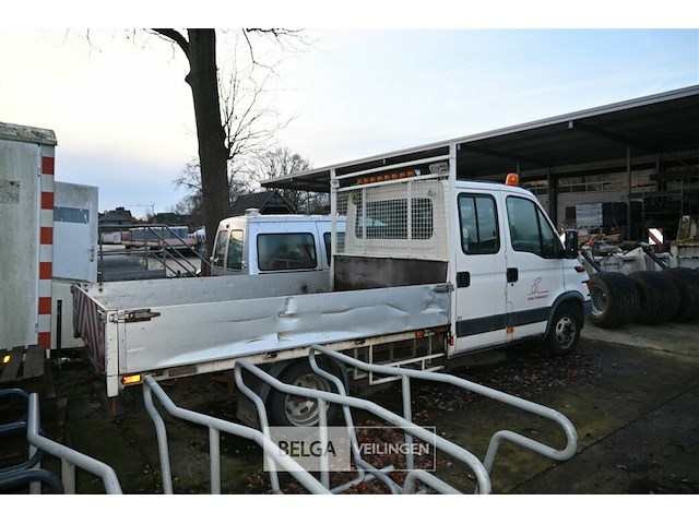 Iveco lichte vrachtwagen - afbeelding 7 van  21