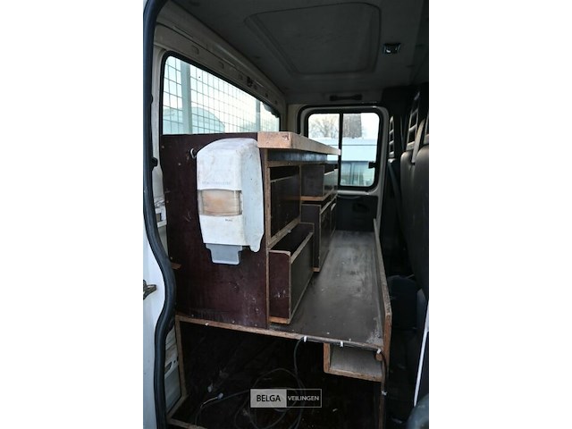 Iveco lichte vrachtwagen - afbeelding 16 van  21