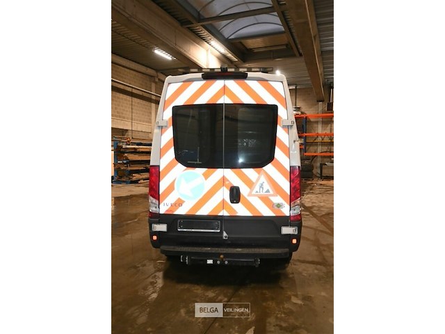 Iveco lichte vrachtwagen - afbeelding 16 van  28
