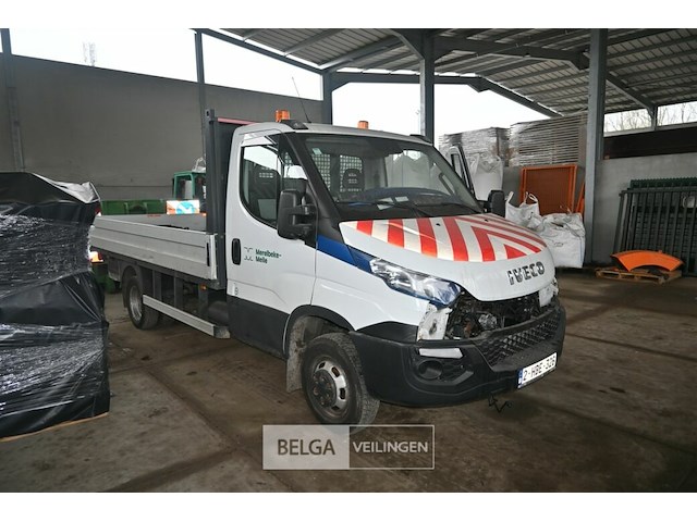 Iveco lichte vrachtwagen - afbeelding 1 van  27