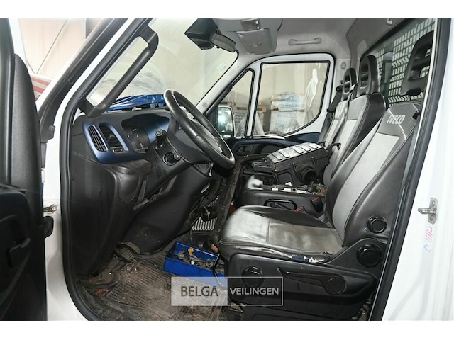 Iveco lichte vrachtwagen - afbeelding 24 van  27