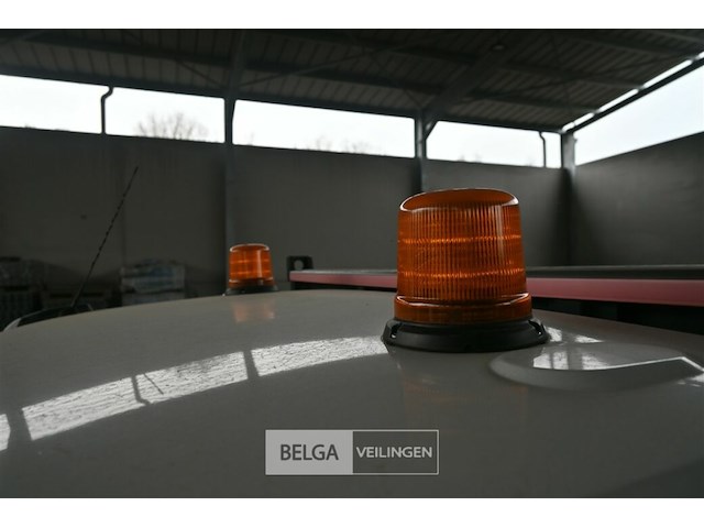 Iveco lichte vrachtwagen - afbeelding 26 van  27