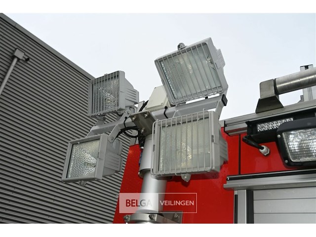 Iveco vrachtwagen voor brandweermateriaal - afbeelding 17 van  27