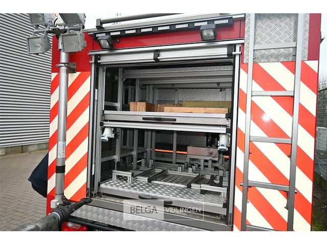 Iveco vrachtwagen voor brandweermateriaal - afbeelding 18 van  27