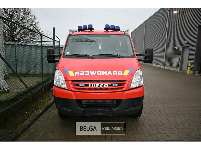Iveco vrachtwagen voor brandweermateriaal - afbeelding 12 van  27