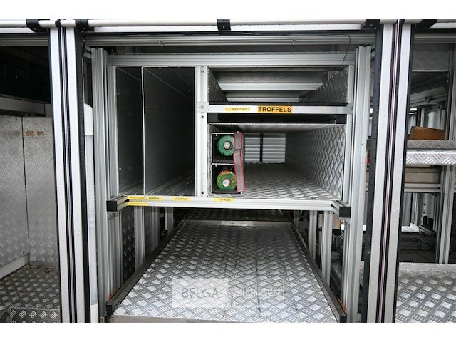 Iveco vrachtwagen voor brandweermateriaal - afbeelding 22 van  27