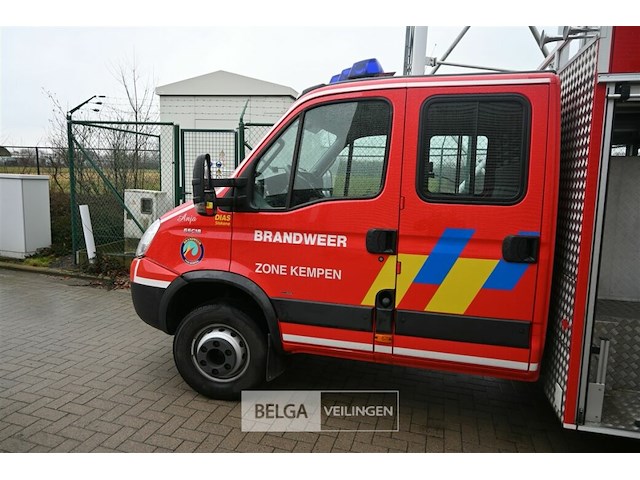 Iveco vrachtwagen voor brandweermateriaal - afbeelding 25 van  27
