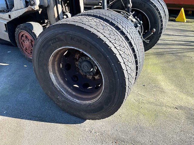 Iveco vrachtwagenas achteraan - afbeelding 16 van  18