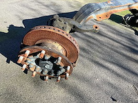 Iveco vrachtwagenas vooraan - afbeelding 7 van  11