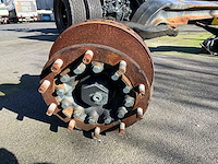 Iveco vrachtwagenas vooraan - afbeelding 8 van  11