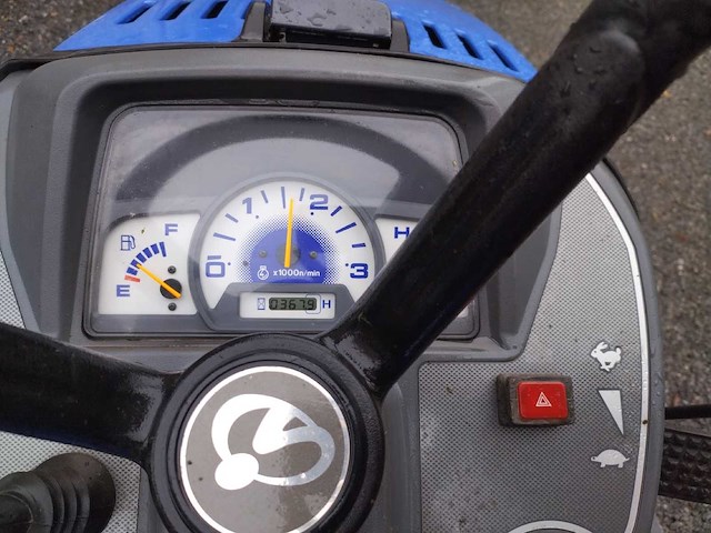 Izeki tgx 237 zitmaaier - afbeelding 2 van  13