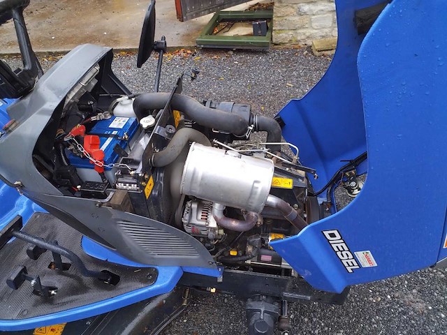 Izeki tgx 237 zitmaaier - afbeelding 4 van  13