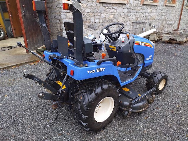 Izeki tgx 237 zitmaaier - afbeelding 8 van  13