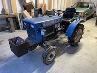 Izeki tx1210 2wd landbouwtractor - afbeelding 1 van  9