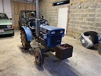 Izeki tx1210 2wd landbouwtractor - afbeelding 5 van  9