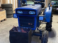 Izeki tx1210 2wd landbouwtractor - afbeelding 6 van  9