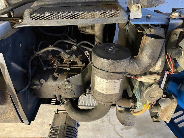 Izeki tx1210 2wd landbouwtractor - afbeelding 9 van  9