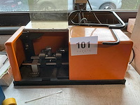 J&a sleutelmachine - afbeelding 1 van  12